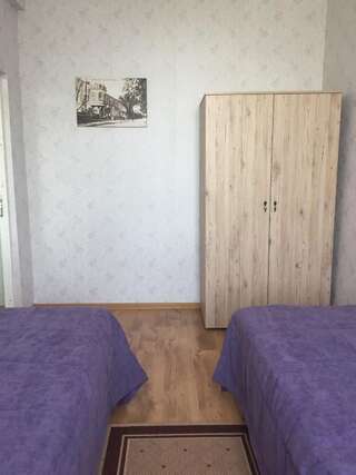 Отель Hotel Byg Брест Стандартный семейный номер-9