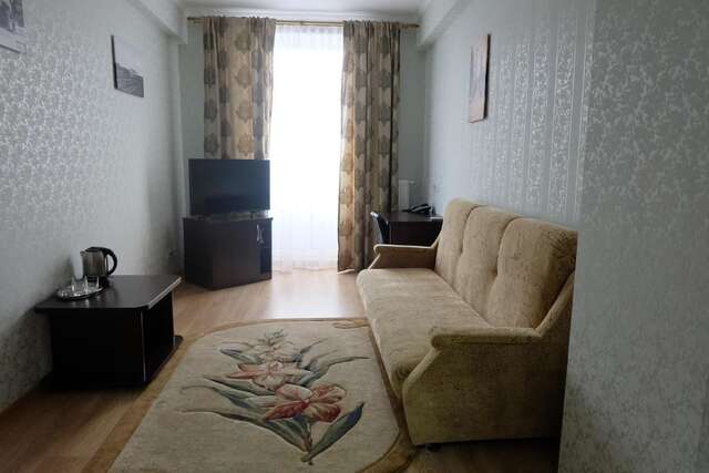 Отель Hotel Byg Брест-71